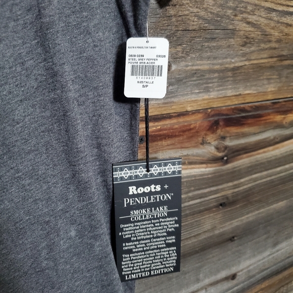 Limited Edition Roots x Pendleton - Picture 3 of 3
